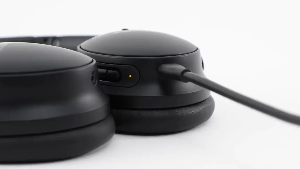 Bose QuietComfort Headphones Charging
